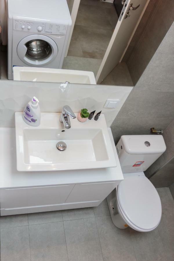 Gold Class Apartment Ams 63 Cluj Napoca Bagian luar foto