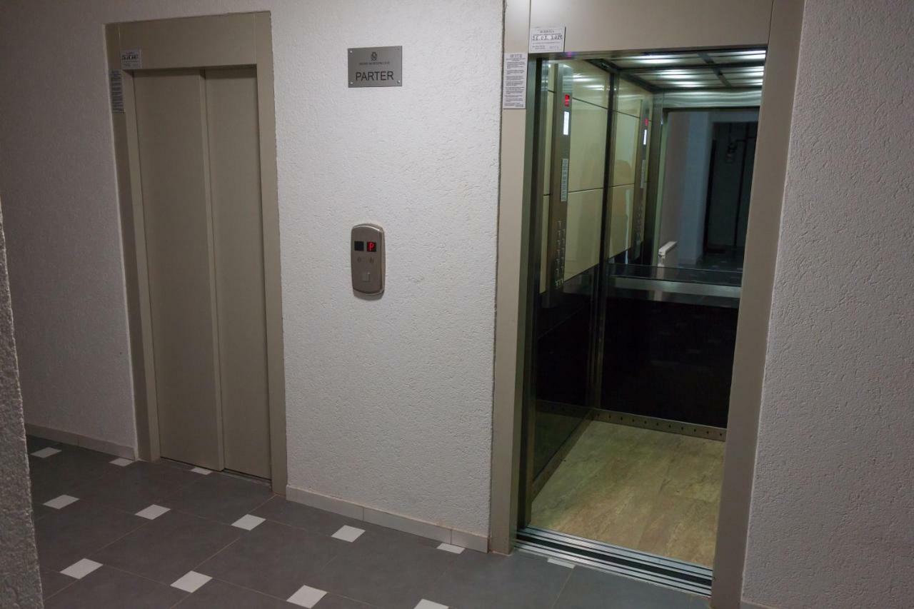 Gold Class Apartment Ams 63 Cluj Napoca Bagian luar foto
